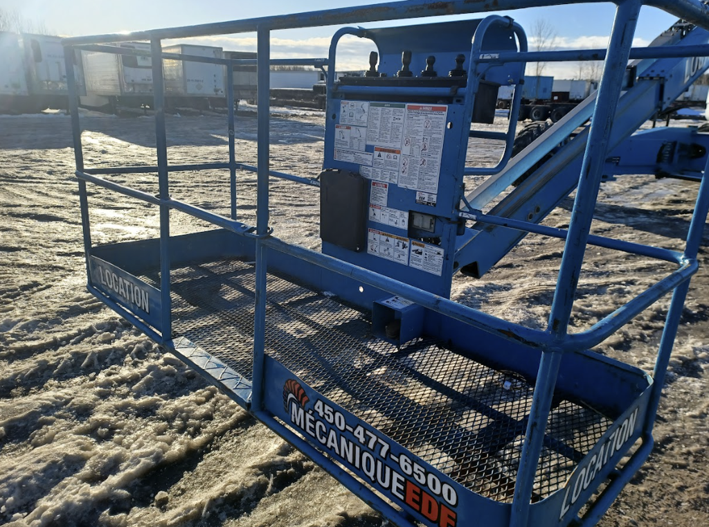 Genie ZX-135/70 135' Fuel Articulated Boom lift | EDF Plus